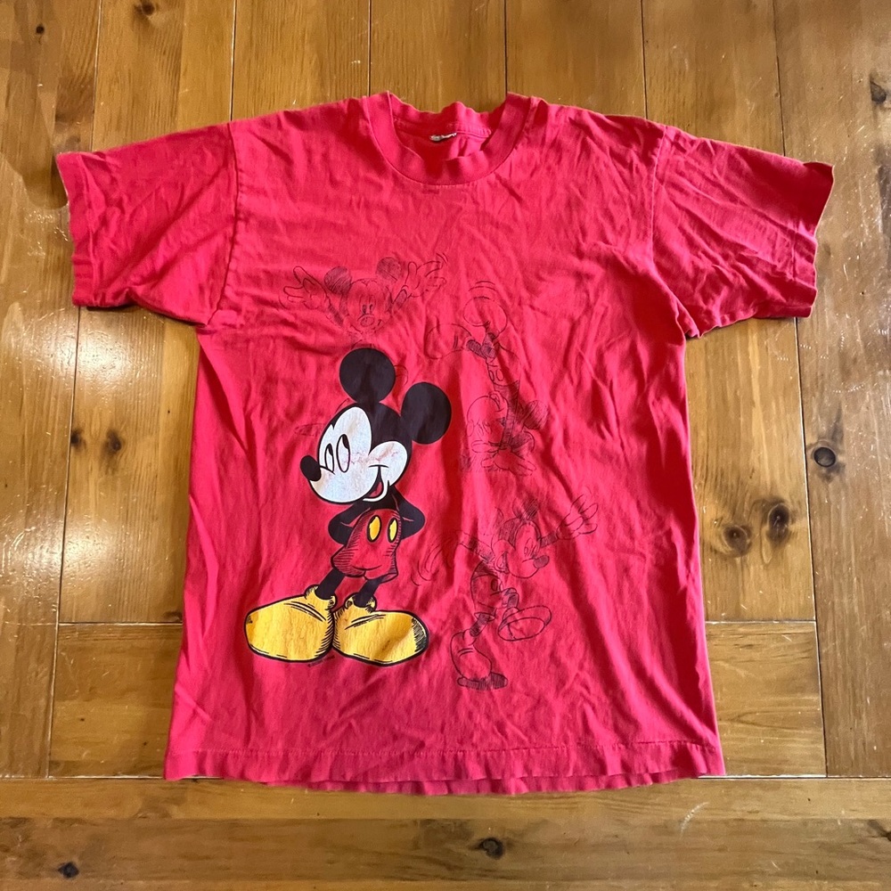Vintage Red Mickey Mouse Graphic T-Shirt